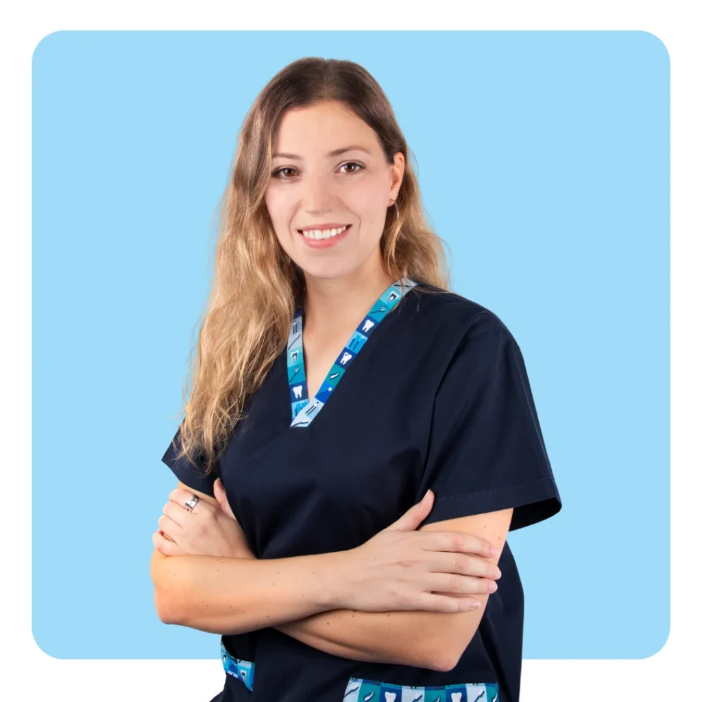 Dra. Lucía Segura de Lago, especialista en estética dental